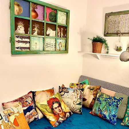 Boutique Design Studio At The City Center Budapest